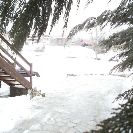 Stivakti Apartman Karpeníszi